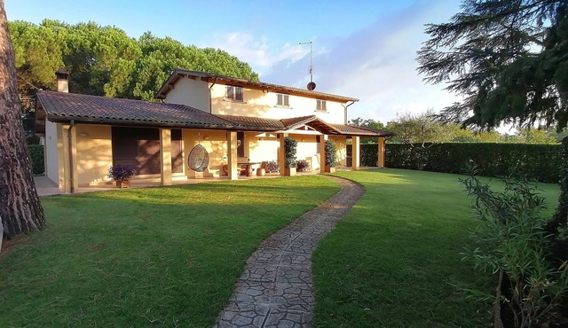 Villa immersed in the countryside and tranquility 5 min from Arezzol