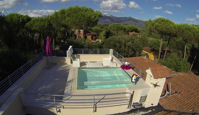 Villa in Marina Dei Ronchi with 7 bedrooms sleeps 14