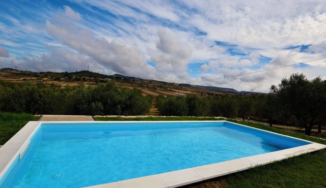 Villa in Monterosso Almo with 3 bedrooms sleeps 8
