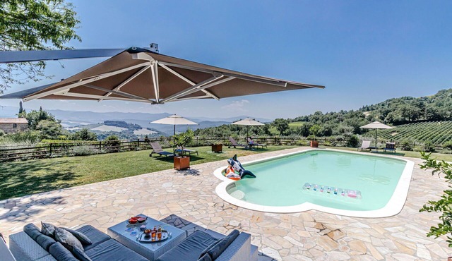 Villa in Montecatini with 5 bedrooms sleeps 10