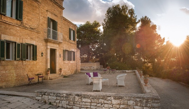 Villa in Paceco with Pool and Countryside Views