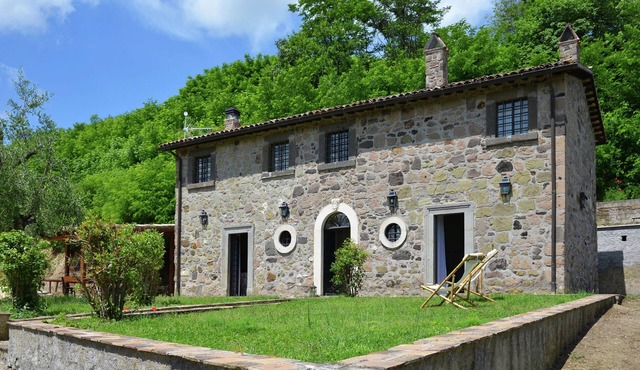 Villa in Rome with Pool & Stunning Views