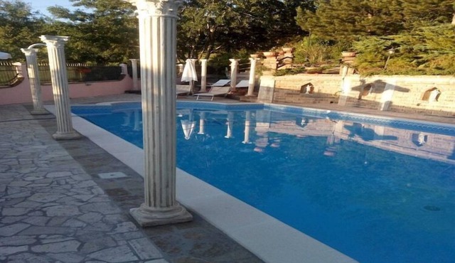 Villa in Tagliacozzo with Pool and Nature