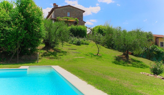 Villa/Independent home in Lucca with 3 bedrooms sleeps 6