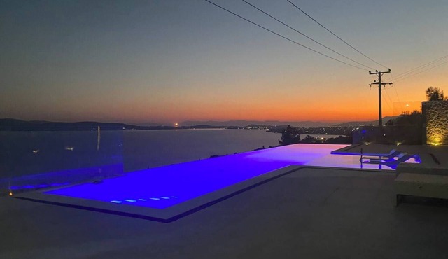 Villa Infinity