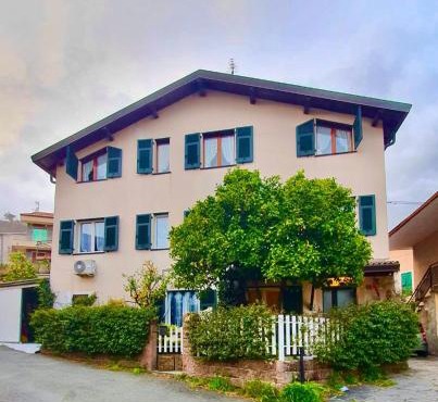 Villa Iris