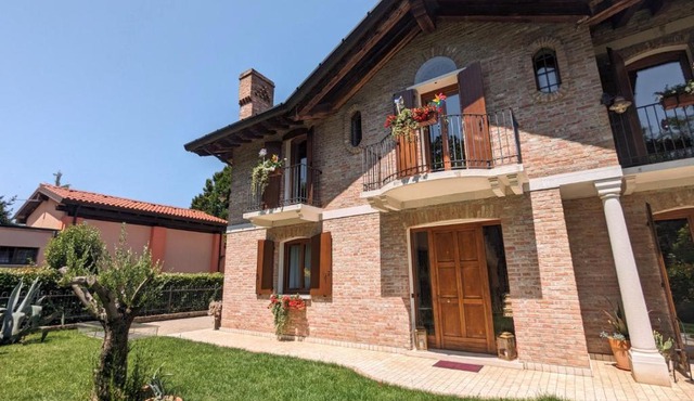 Villa Iris