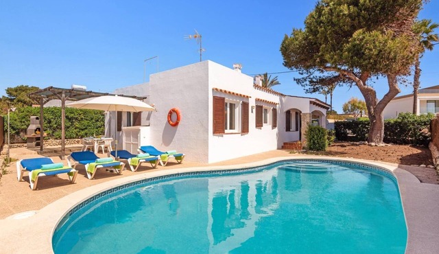 Villa Iris Prima by Villa Plus