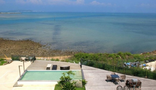 Villa Iris