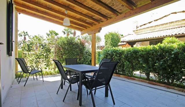 Villa Enjoy - 3 bedrooms, close to the beach, in complex with pool available