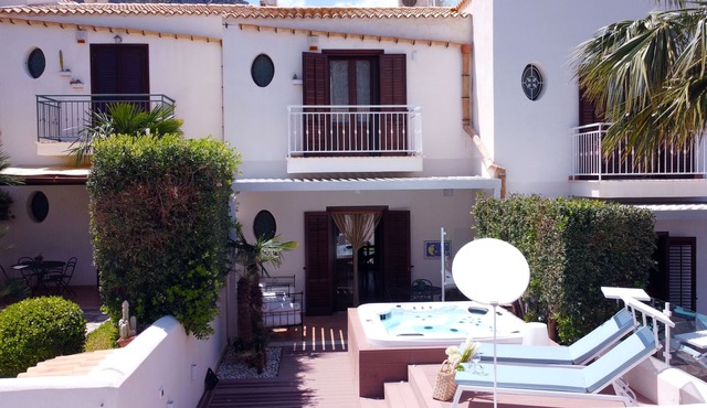 Villa Anemos Luna San Vito Lo Capo with exclusive Jacuzzi