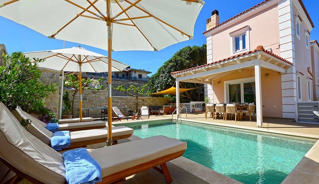 Villa Ithaca. Country side villa close to all worth visiting sights in Chania.