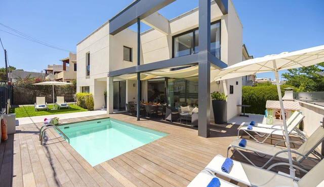Villa Jade I