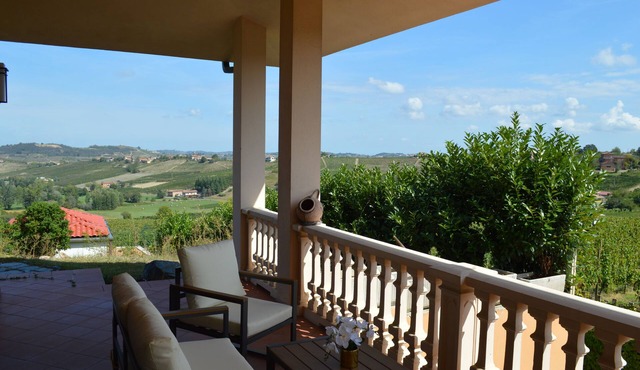 Villa Jilla, W/pool Surrounded by Vineyards