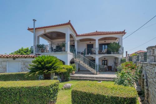 Villa Karpofora View