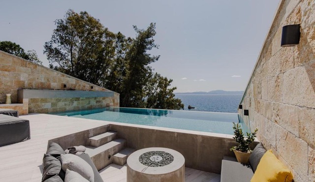 Villa Kastos