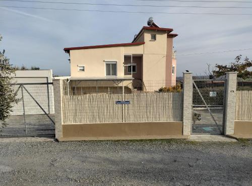 Villa Kitrino