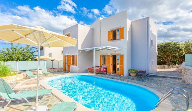 Villa Konstantina - Three Bedroom Villa, Sleeps 6