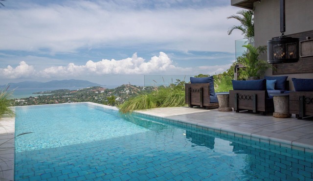 Villa Kram 4BR Luxury Sea View Villa