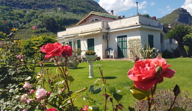 Villa "LA GARITTA" Two steps from the magical village
