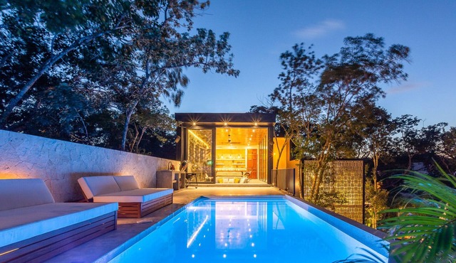 Villa LaGú Luxury 5BR Jungle Villa Pool, Spa & Chef