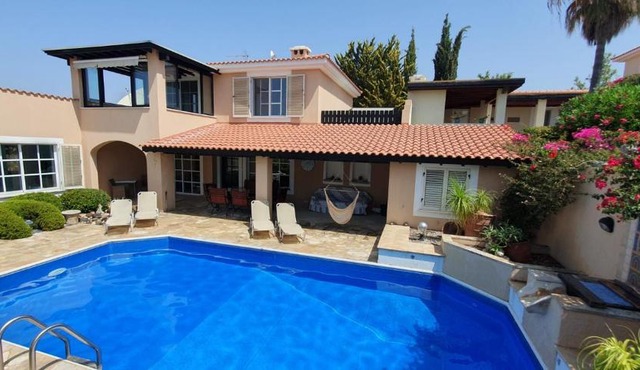 Villa Laonari