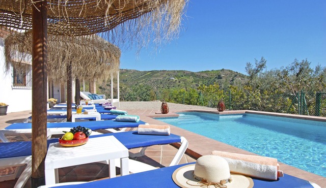 Villa Las Palomeras,Costa Del Sol, 12 Pers,WIFI, BBQ, terrace,Petfriendly