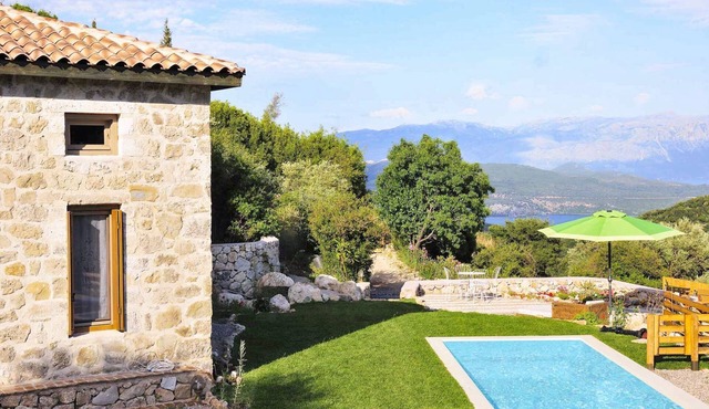 Villa Lazarata - Two Bedroom Villa, Sleeps 4