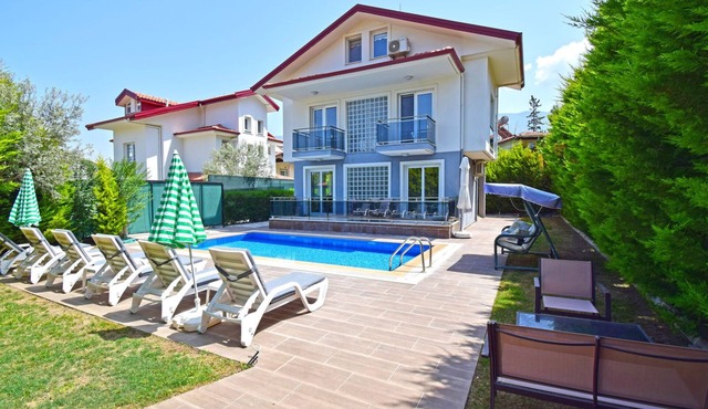 Villa Lemurya