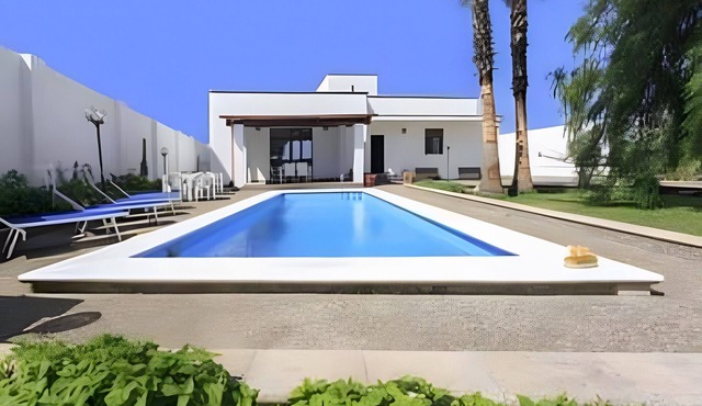 Villa 'Leonardo with Private Pool', Private Pool, Wi-Fi and Air Conditioning