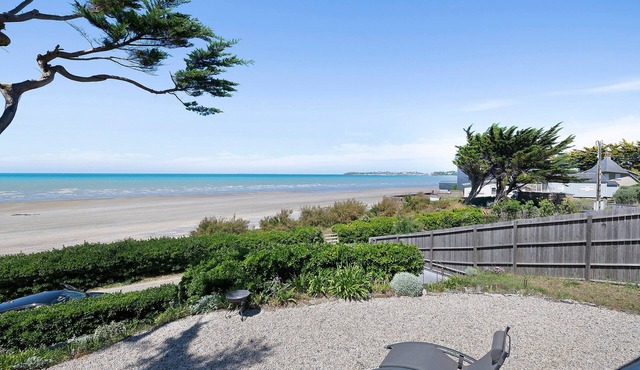 Villa Les Ondes – Exceptional Sea View - Prime Location in Normandy