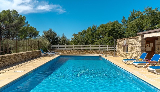 Villa "Les Vallons" with private pool, garden, and Wi-Fi