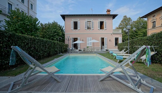Villa Lilli – Liberty Elegance with Heated Private Pool