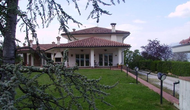 Villa Linda Bed And Breakfast