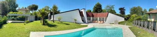 VILLA LUCE D'ALBA