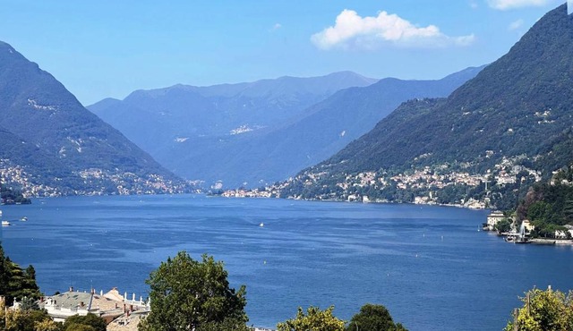 Villa Lucy Lake and Como City View