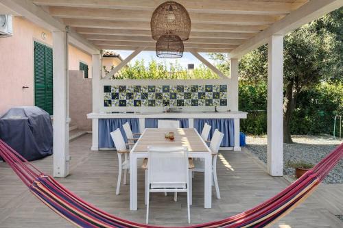 Villa Luisa Elba - Relax tra Mare e Montagna