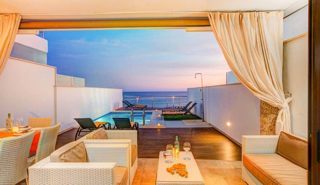 Villa Luisa Seaview 2 by Casasol