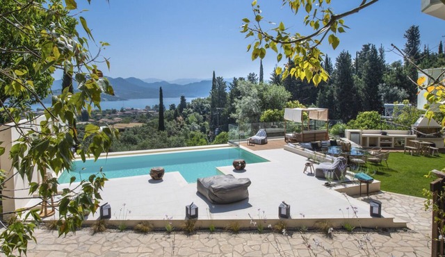 Villa Lygian - Five Bedroom Villa, Sleeps 10