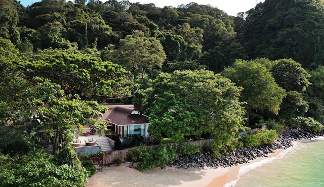 Villa Macaque and Villa Languor