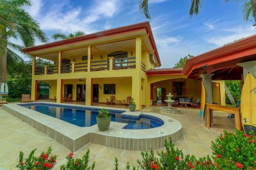 Villa Macaw by Vacation Pura Vida