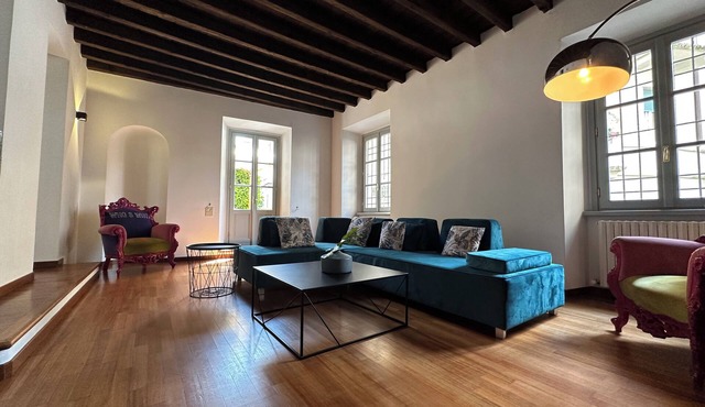 Villa Magnolia - With Garden in the Center of Como