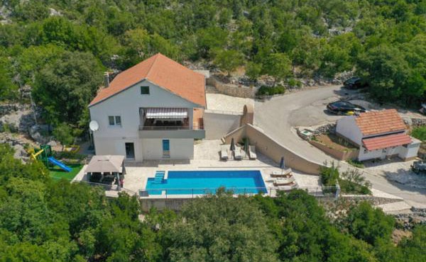 Villa Majić