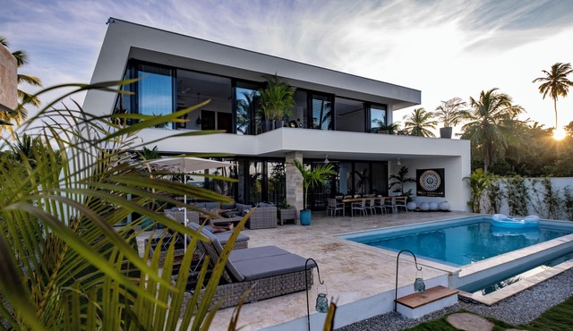 Villa Manglar Luxury Oceanfront