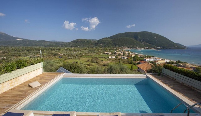 Villa Mare with Private Pool and Sea Views