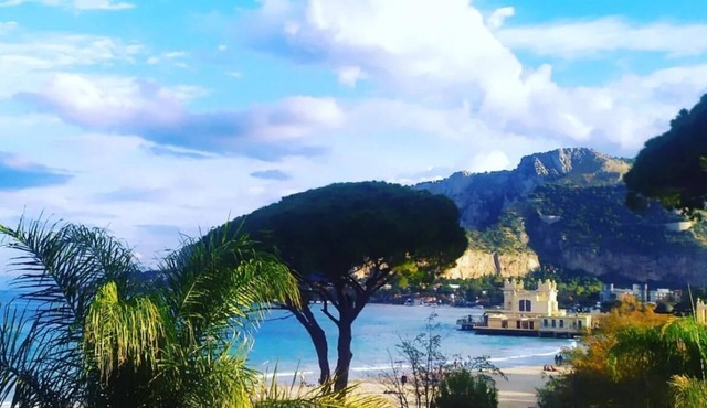 Villa Marea Mondello, beachfront