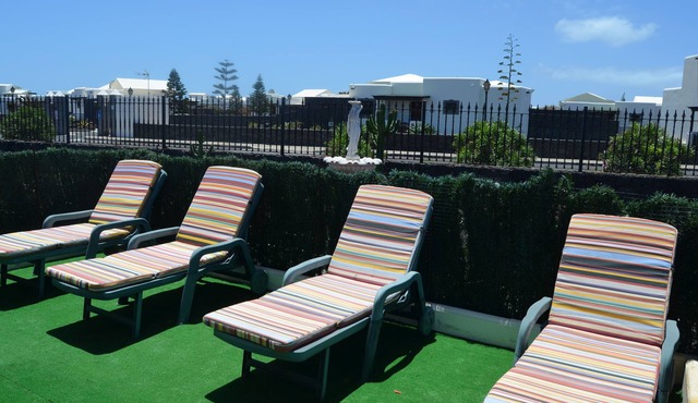 Villa Mariana next to the sea.
