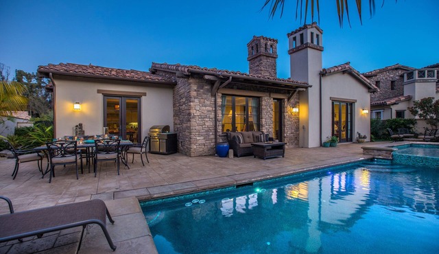 Villa Mariposa - Peaceful Luxury in Private "Bluffs" Gated Community