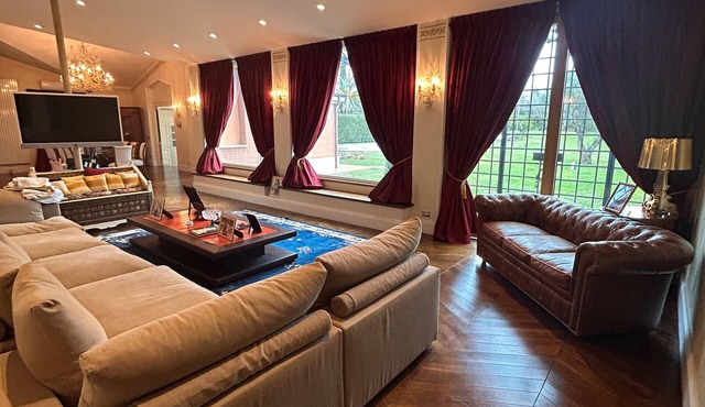 Villa 'Marta' with Private Pool, Wi-Fi and Air Conditioning
