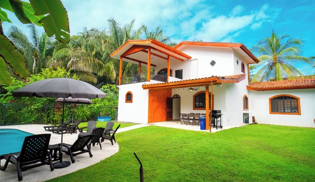 Villa Meilleur · Stylish Coastal Escape with Pool